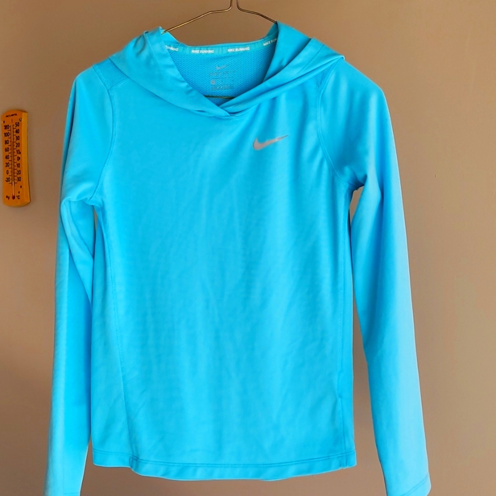 Nike running, dri-fit, girls